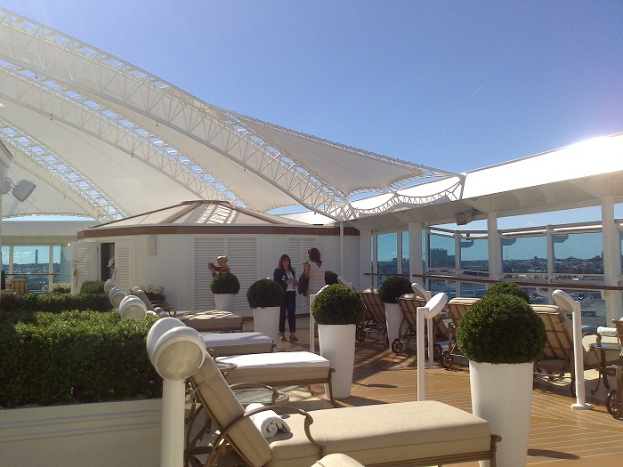 Sanctuary - только для взрослых