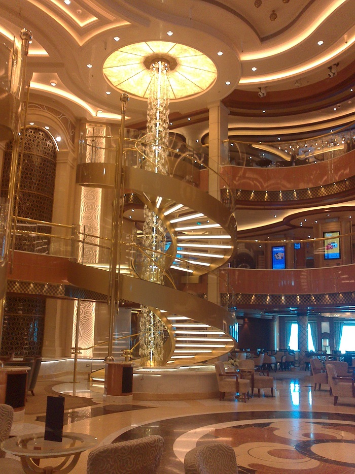 Фотографии с посещения лайнера Regal Princess в порту города Таллина 14 августа 2015 года