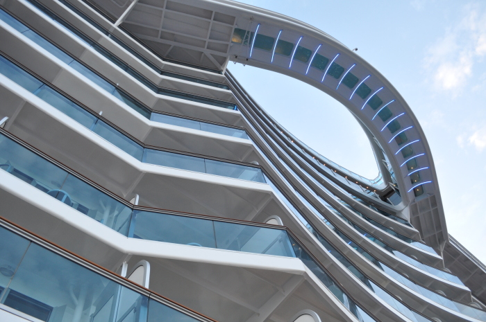 Туннель над морем